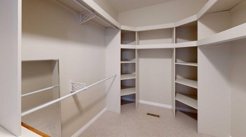 30 Ravine Drive, Whitecourt, AB - Indoor With Storage