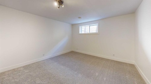 33 Park Circle, Whitecourt, AB - Indoor Photo Showing Other Room