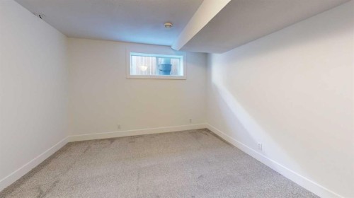 33 Park Circle, Whitecourt, AB - Indoor Photo Showing Other Room