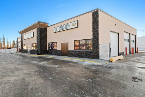 5015 50 Avenue, Whitecourt, AB 