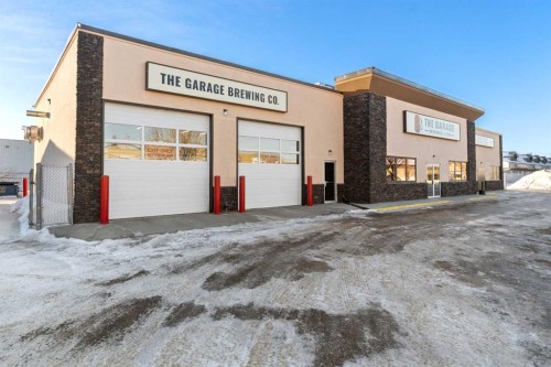 5015 50 Avenue, Whitecourt, AB 