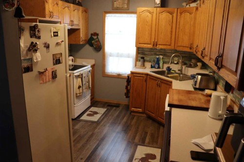 4810 9 Avenue, Edson, AB - Indoor