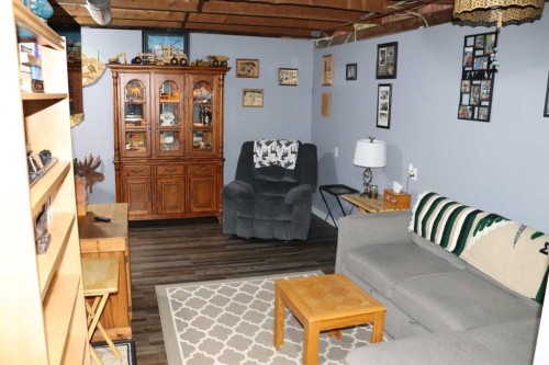 4810 9 Avenue, Edson, AB - Indoor