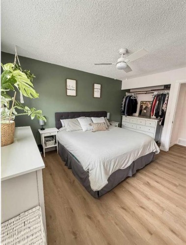 4704 57 Ave, Whitecourt, AB - Indoor Photo Showing Bedroom