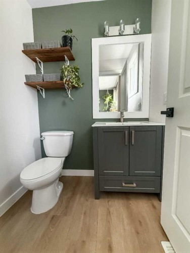 4704 57 Ave, Whitecourt, AB - Indoor Photo Showing Bathroom