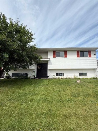 4704 57 Ave, Whitecourt, AB - Outdoor