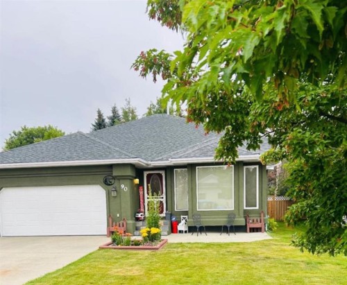 90 Park Drive  Whitecourt, AB T7S 1S4