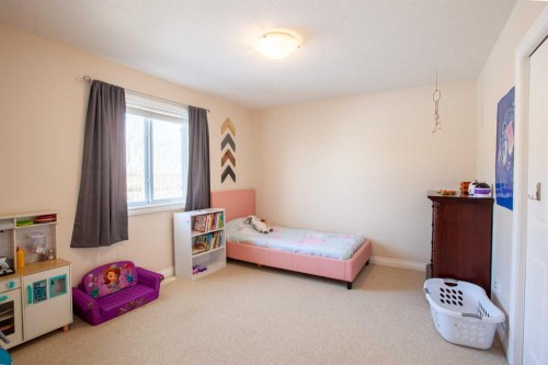 4122 48 Avenue, Mayerthorpe, AB - Indoor Photo Showing Bedroom
