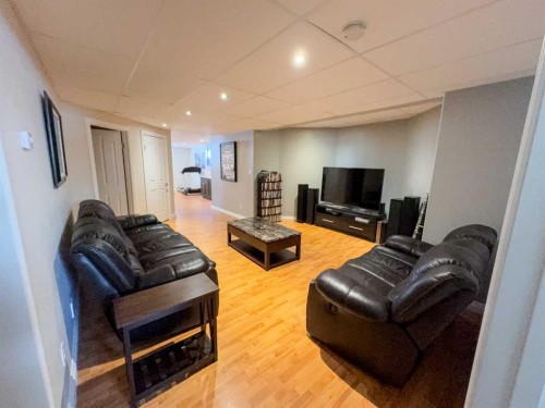 4122 48 Avenue, Mayerthorpe, AB - Indoor Photo Showing Other Room