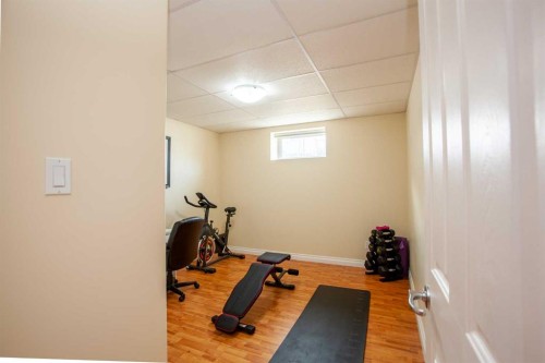4122 48 Avenue, Mayerthorpe, AB - Indoor Photo Showing Gym Room