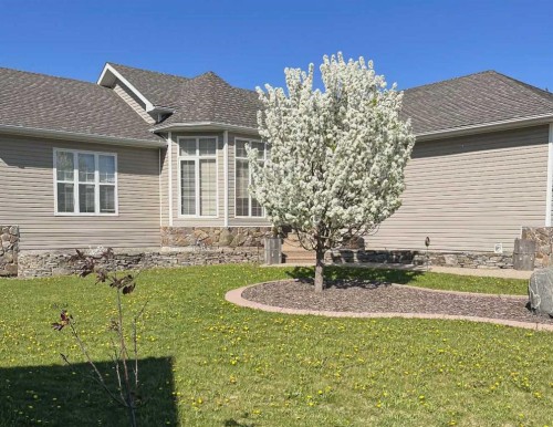 4122 48 Avenue, Mayerthorpe, AB - Outdoor