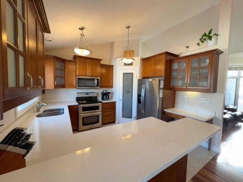 4122 48 Avenue, Mayerthorpe, AB - Indoor Photo Showing Kitchen With Double Sink