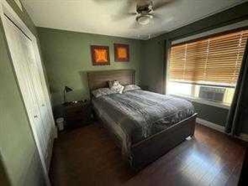 302-3 501 Street, Fox Creek, AB - Indoor Photo Showing Bedroom