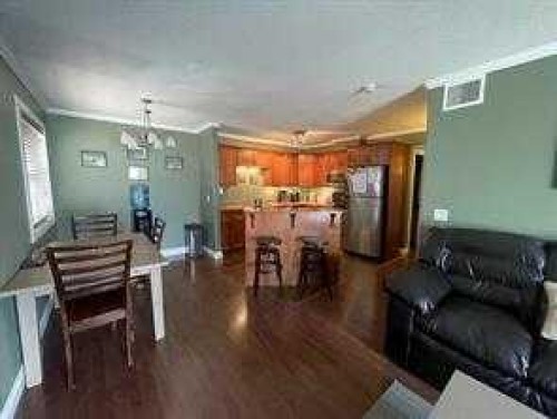 302-3 501 Street, Fox Creek, AB - Indoor