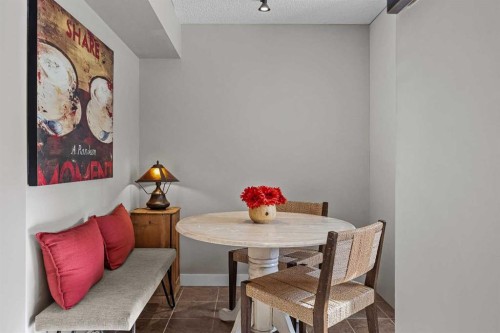 4-630 3Rd Street, Canmore, AB - Indoor Photo Showing Dining Room