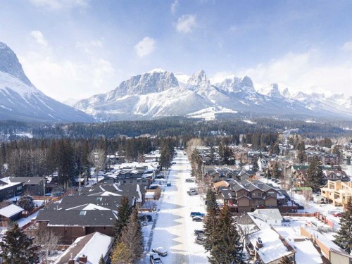 4-630 3Rd Street, Canmore, AB - Outdoor With View