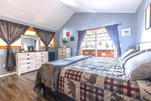 1401 54 Street, Edson, AB - Indoor Photo Showing Bedroom