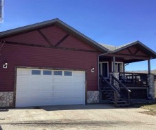 624 13 Street SE Slave Lake, AB T0G 2A3
