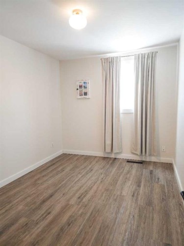 6616 5 Avenue, Edson, AB - Indoor Photo Showing Other Room