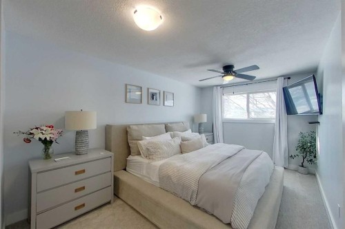 337 3 Avenue Nw, Slave Lake, AB - Indoor Photo Showing Bedroom