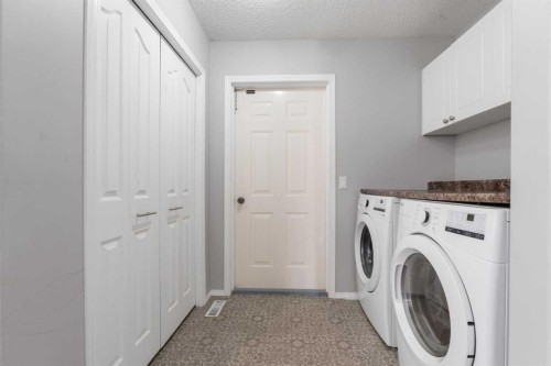 27 Park Circle, Whitecourt, AB - Indoor Photo Showing Laundry Room