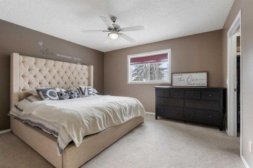 27 Park Circle, Whitecourt, AB - Indoor Photo Showing Bedroom