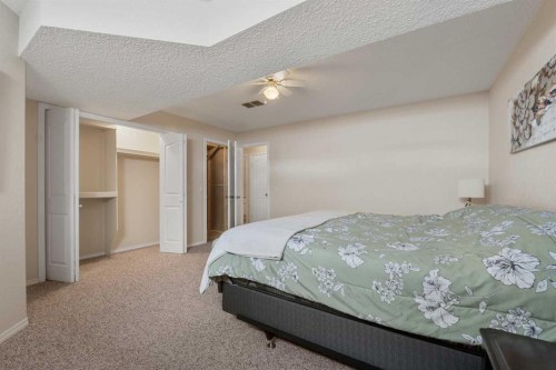 27 Park Circle, Whitecourt, AB - Indoor Photo Showing Bedroom