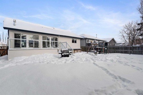 27 Park Circle, Whitecourt, AB - Outdoor