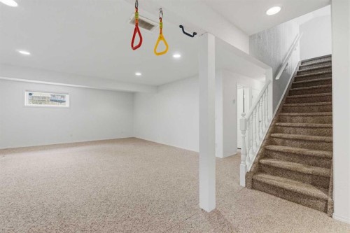 27 Park Circle, Whitecourt, AB 