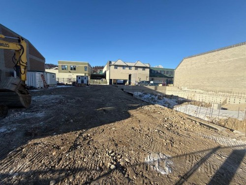 630 Connaught Drive, Jasper, AB 