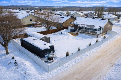 3 Powers Cove, Whitecourt, AB - Outdoor