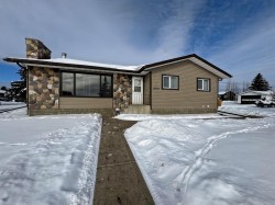 4504 45 Street  Mayerthorpe, AB T0E 1N0