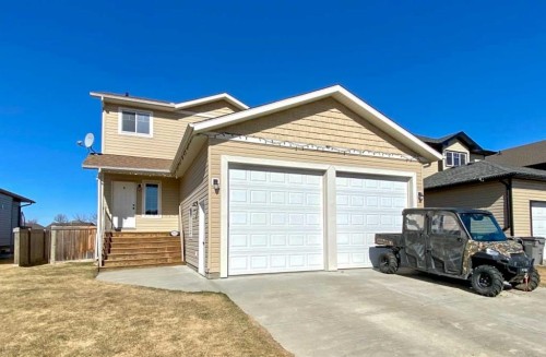 3527 55 Avenue  Whitecourt, AB T7S 0C1