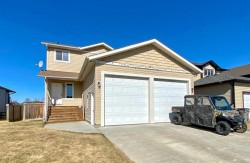 3527 55 Avenue  Whitecourt, AB T7S 0C1