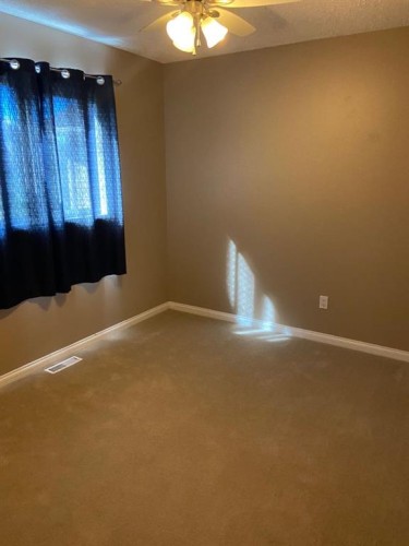 31 Kreiner Crescent, Whitecourt, AB 