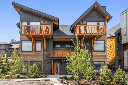 101K-209 Stewart Creek Rise  Canmore, AB T1W 0N9