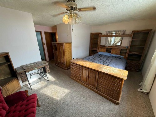 4933 Centre Street, Brule, AB - Indoor