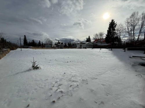 4933 Centre Street, Brule, AB - Outdoor