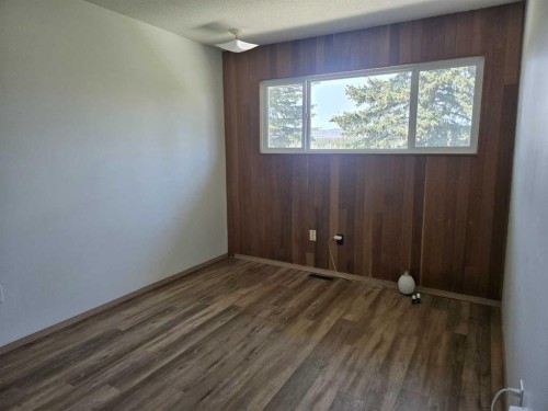 29-441 Switzer Drive, Hinton, AB - Indoor Photo Showing Other Room