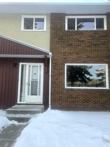 29-441 Switzer Drive  Hinton, AB T7V 1Z7