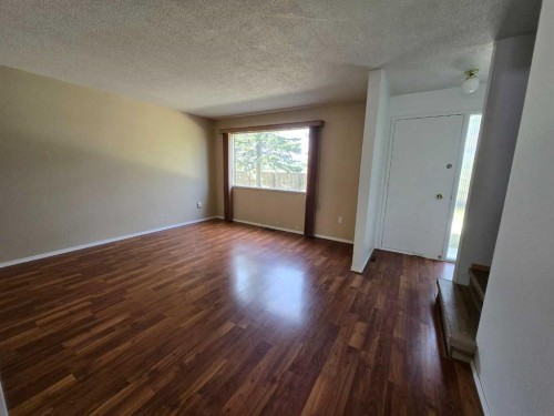 29-441 Switzer Drive, Hinton, AB - Indoor Photo Showing Other Room