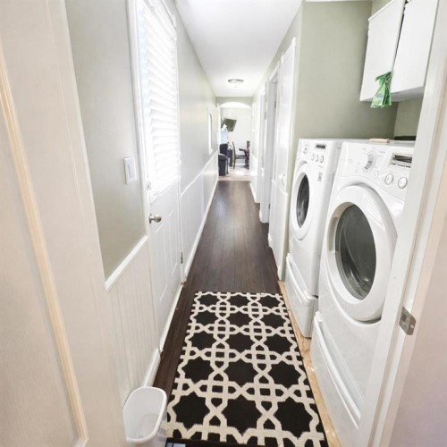 613 53 Street, Edson, AB - Indoor Photo Showing Laundry Room