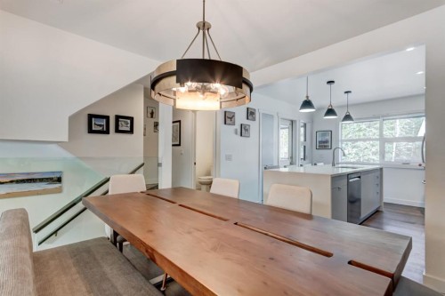 18-242 Benchlands Terrace, Canmore, AB - Indoor Photo Showing Dining Room