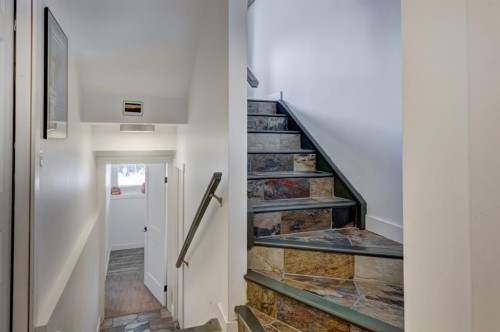 18-242 Benchlands Terrace, Canmore, AB - Indoor Photo Showing Other Room