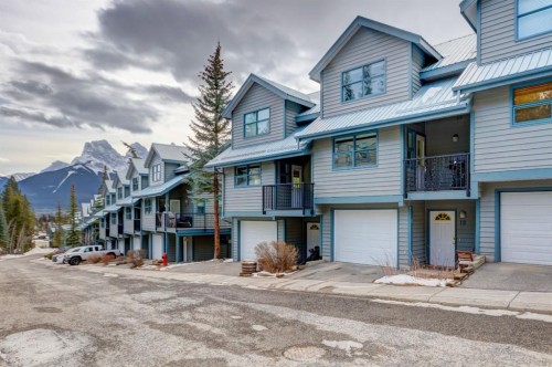 18-242 Benchlands Terrace, Canmore, AB - Outdoor With Facade