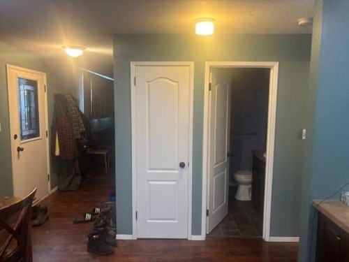 13 Aspen Crescent, Jasper, AB - Indoor Photo Showing Other Room