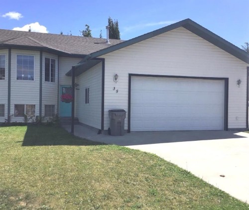35 Poplar Drive  Whitecourt, AB T7S 1A0