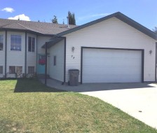 35 Poplar Drive  Whitecourt, AB T7S 1A0