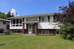 5518 13 Avenue Edson, AB T7E 1H7