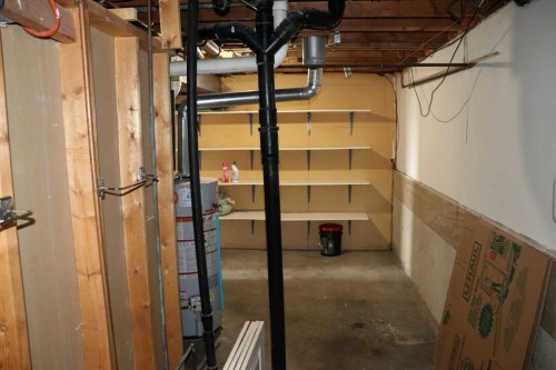 5518 13 Avenue, Edson, AB - Indoor Photo Showing Basement